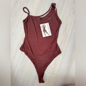 Naked Wardrobe Asymmetrical Strap Ribbed Bodysuit Brown XL